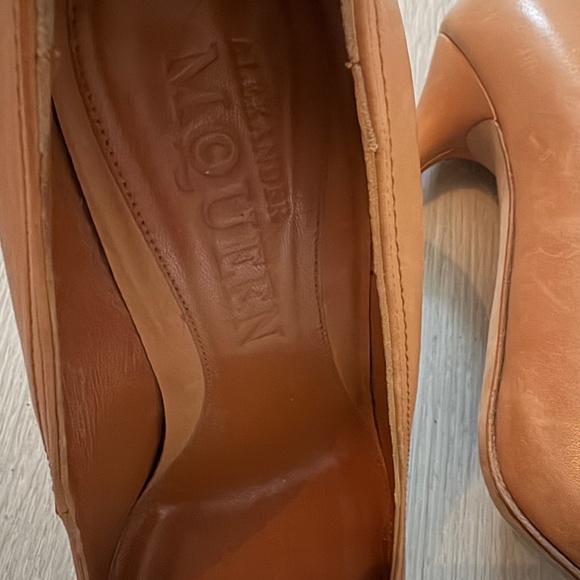 Alexander McQueen pumps - Picture 6 of 8